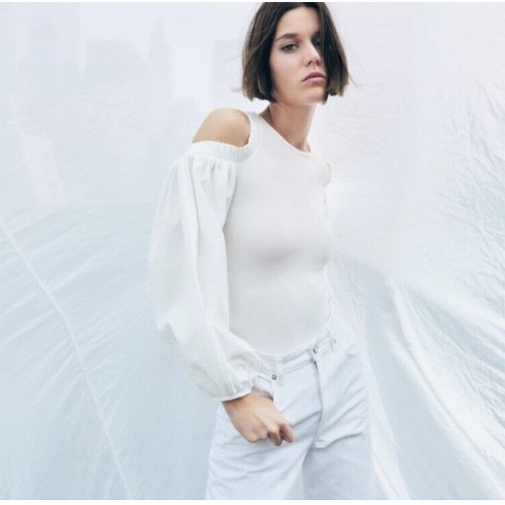 EUC Zara White Voluminous Balloon Puff Sleeve Ribbed Bodysuit
